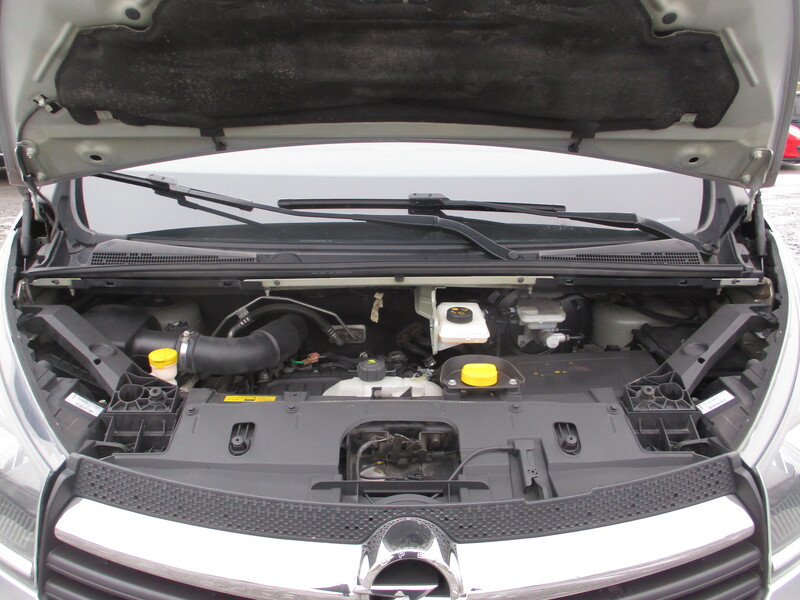 Opel Vivaro vaihtoauto