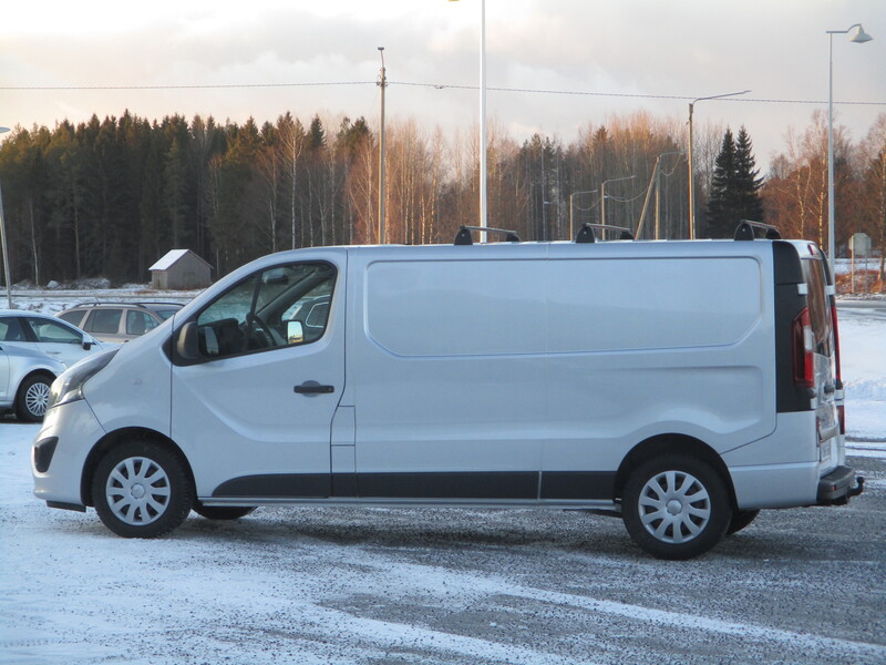 Opel Vivaro vaihtoauto