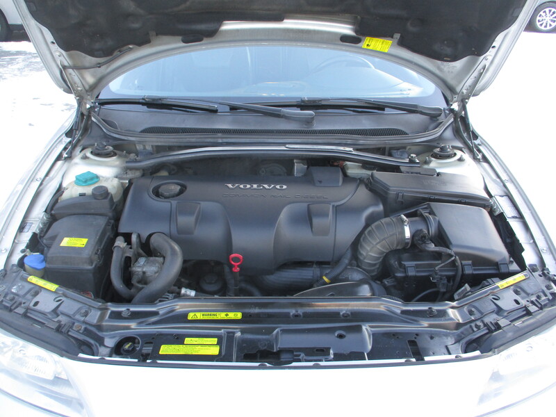 Volvo V70 vaihtoauto