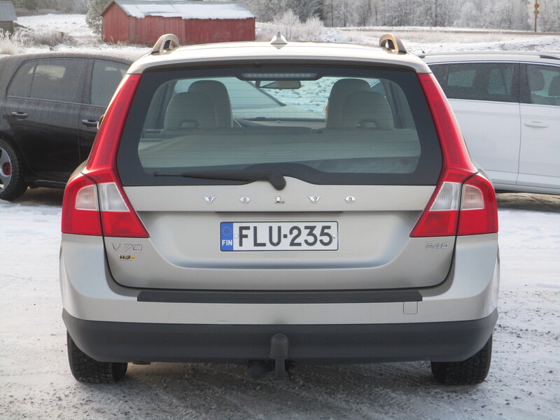 Volvo V70 vaihtoauto