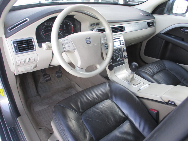 Volvo XC70 vaihtoauto