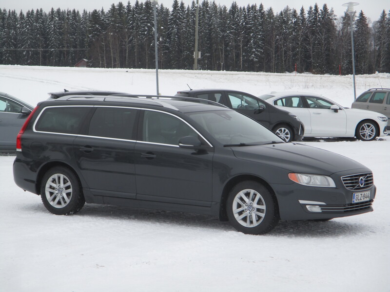 Volvo V70 vaihtoauto