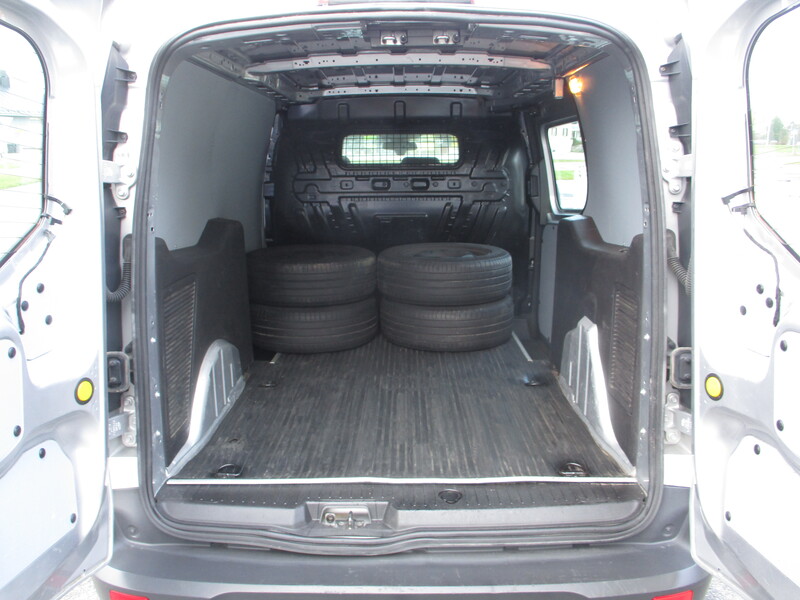 Ford Transit Connect vaihtoauto