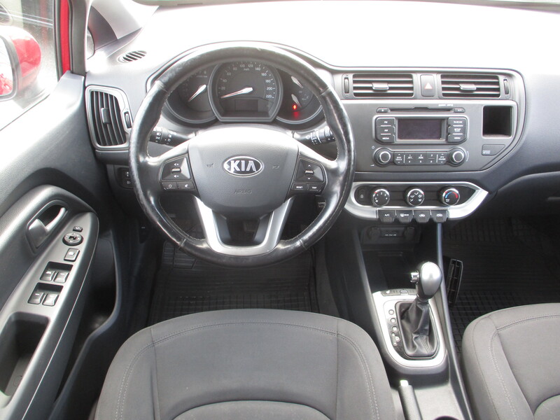 Kia Rio vaihtoauto