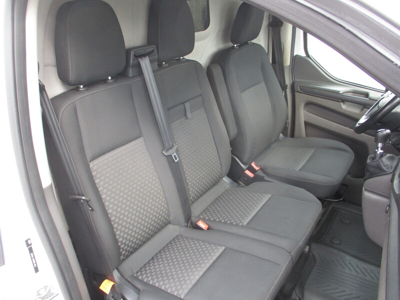 Ford Transit Custom vaihtoauto