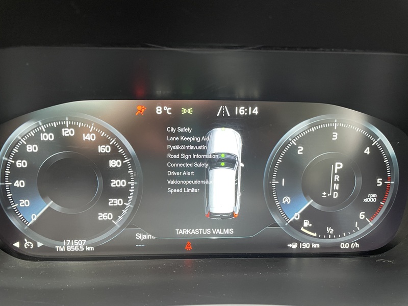 Volvo XC60 vaihtoauto