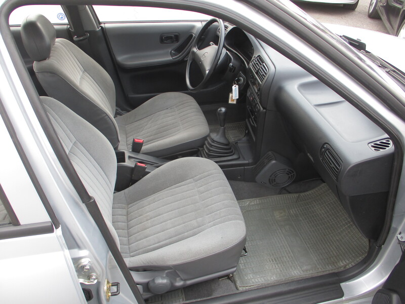 Nissan Sunny vaihtoauto