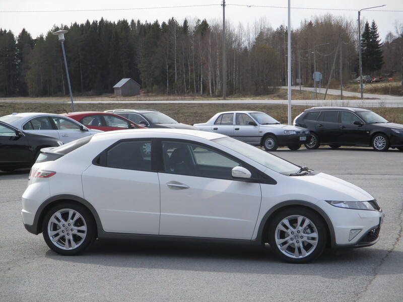 Honda Civic vaihtoauto