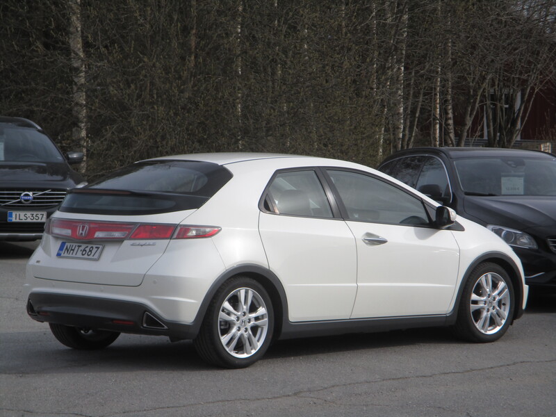 Honda Civic vaihtoauto