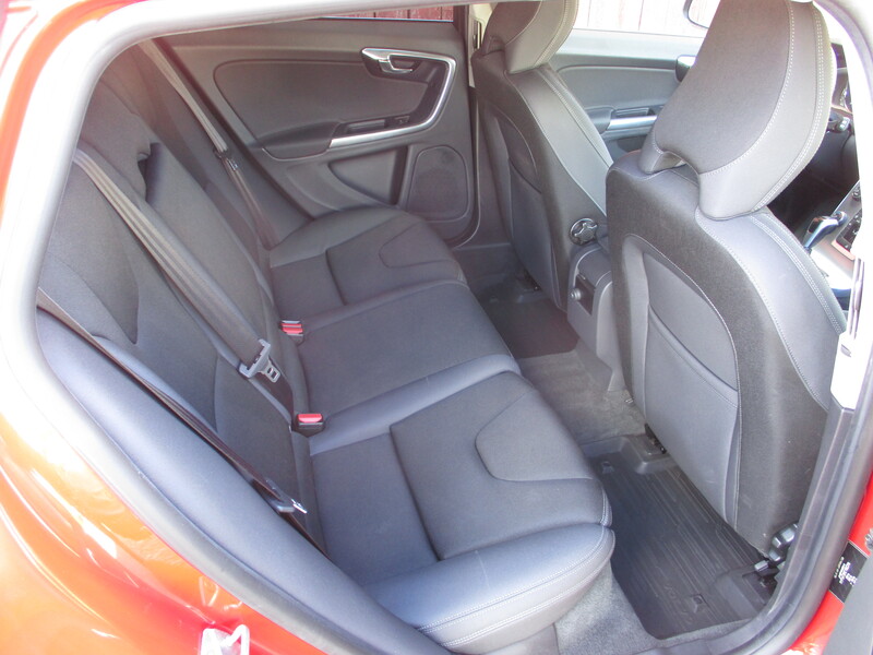 Volvo V60 vaihtoauto