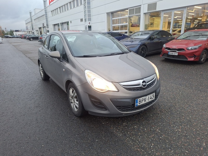 Opel Corsa vaihtoauto