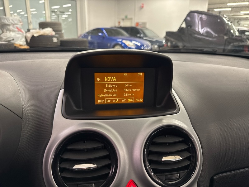 Opel Corsa vaihtoauto