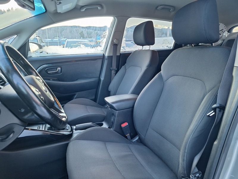 Kia Carens vaihtoauto