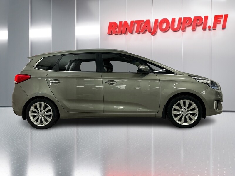 Kia Carens vaihtoauto