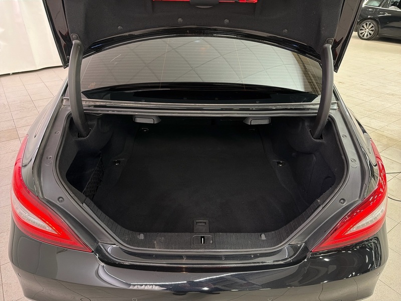 Mercedes-Benz CLS vaihtoauto