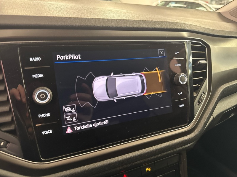 Volkswagen T-Roc vaihtoauto