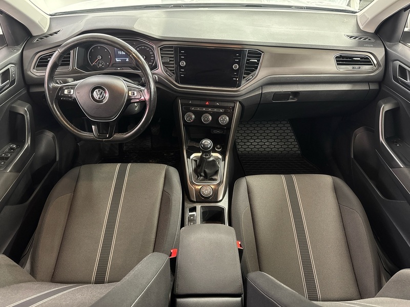 Volkswagen T-Roc vaihtoauto