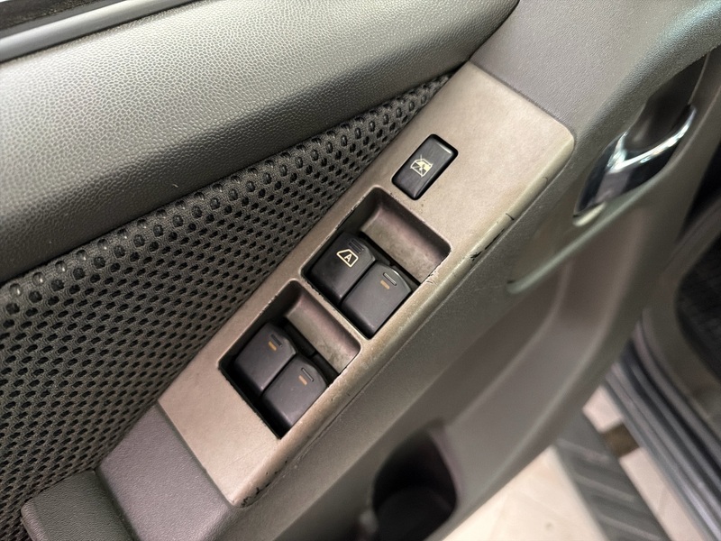 Nissan Navara vaihtoauto