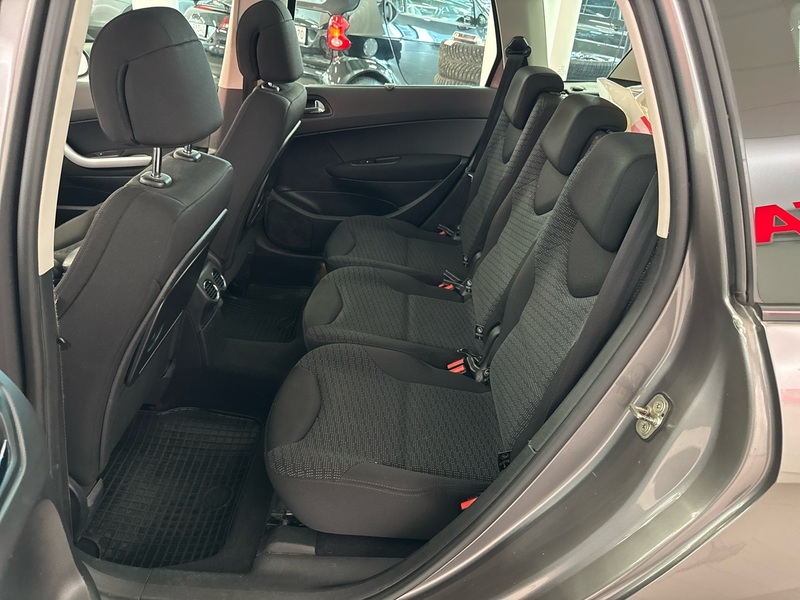 Peugeot 308 vaihtoauto