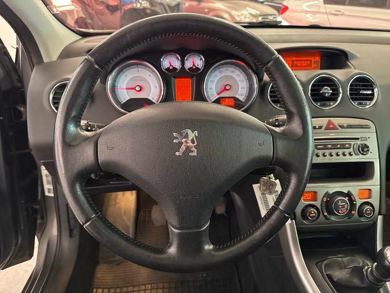 Peugeot 308 vaihtoauto