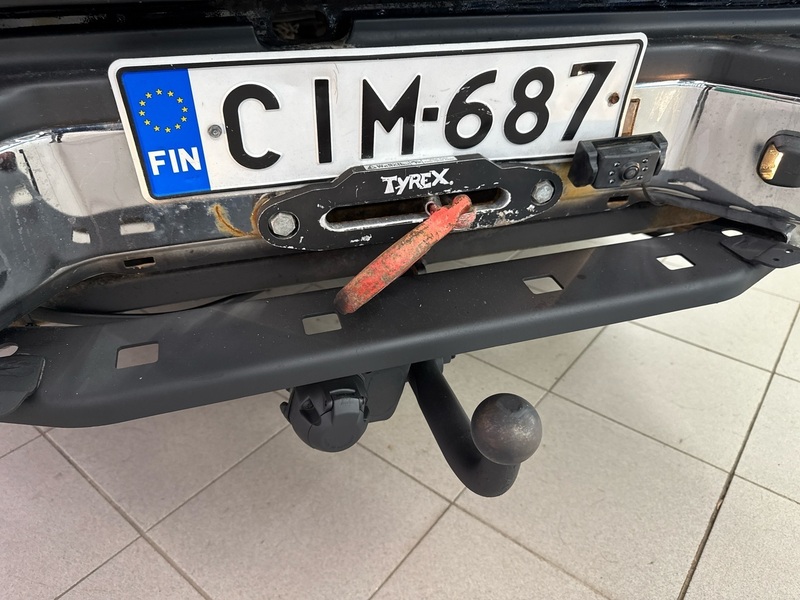 Nissan Navara vaihtoauto