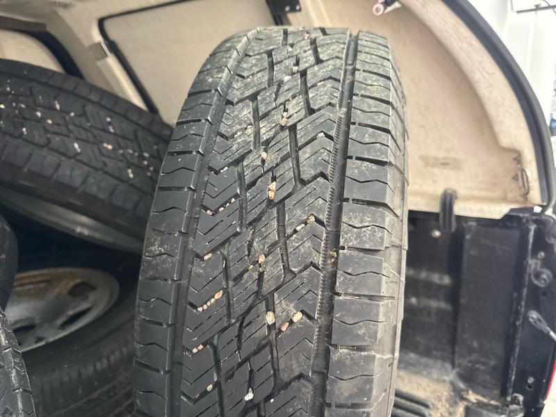 Nissan Navara vaihtoauto