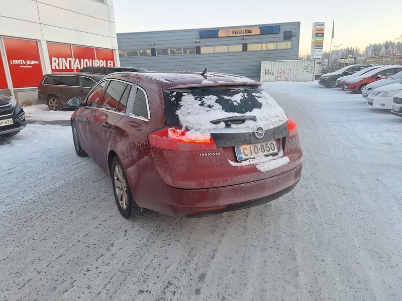 Opel Insignia vaihtoauto