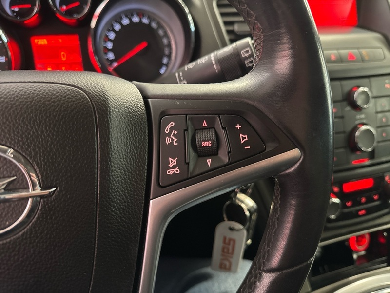 Opel Insignia vaihtoauto