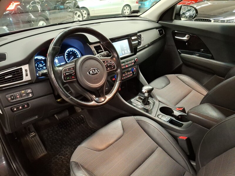 Kia Niro plug-in vaihtoauto