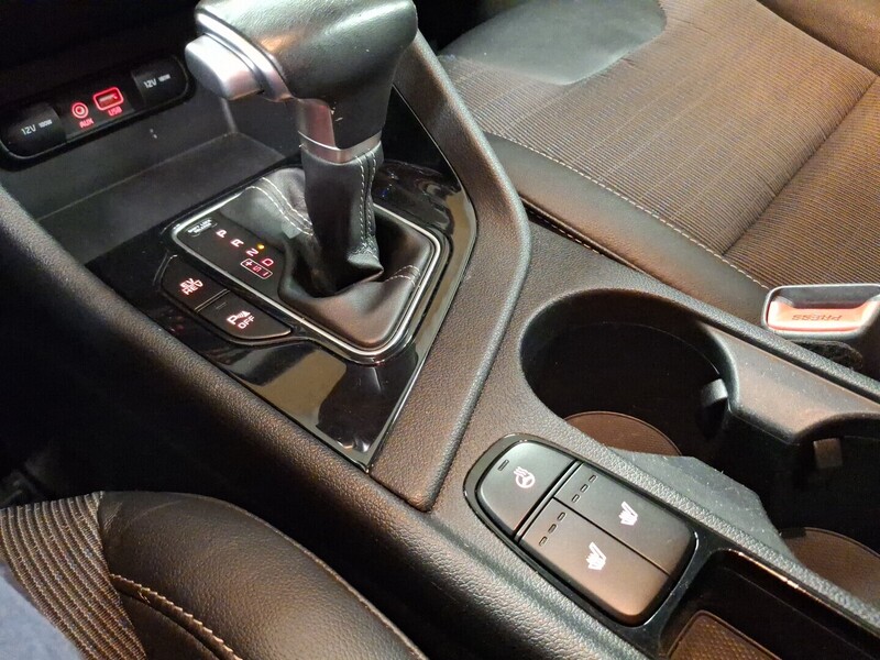 Kia Niro plug-in vaihtoauto