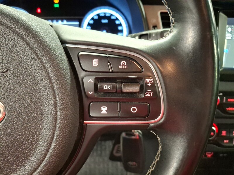 Kia Niro plug-in vaihtoauto