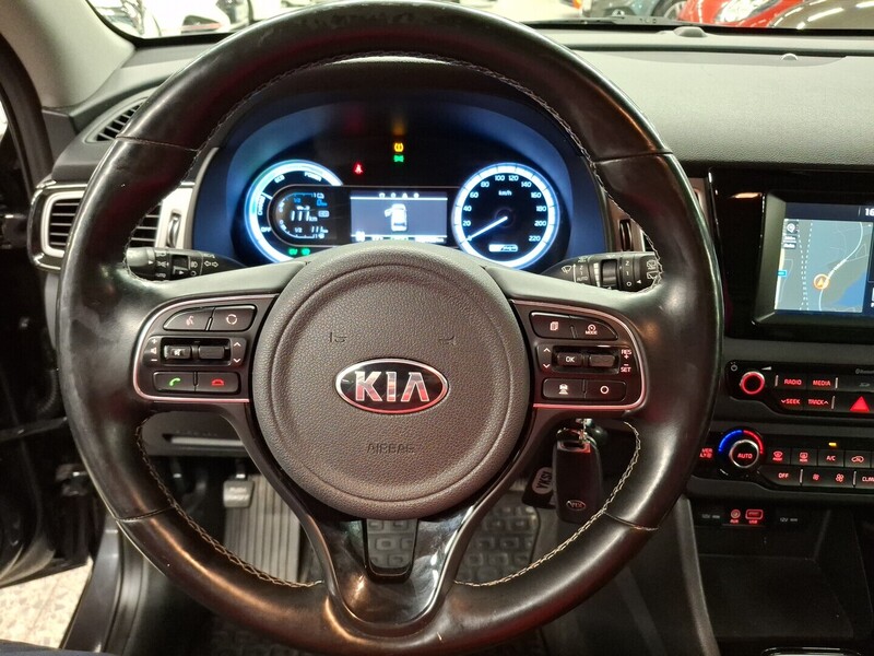 Kia Niro plug-in vaihtoauto