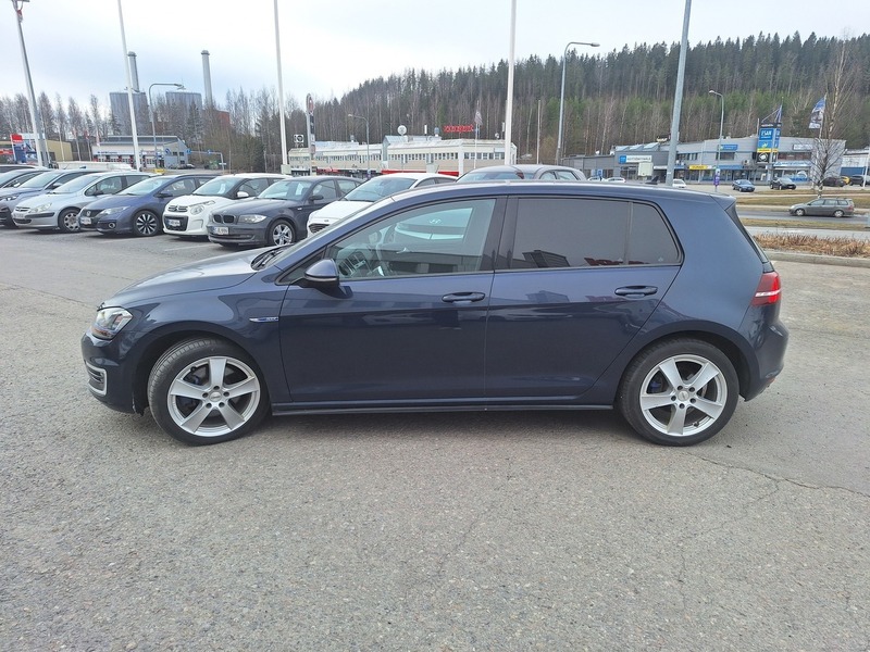 Volkswagen Golf vaihtoauto