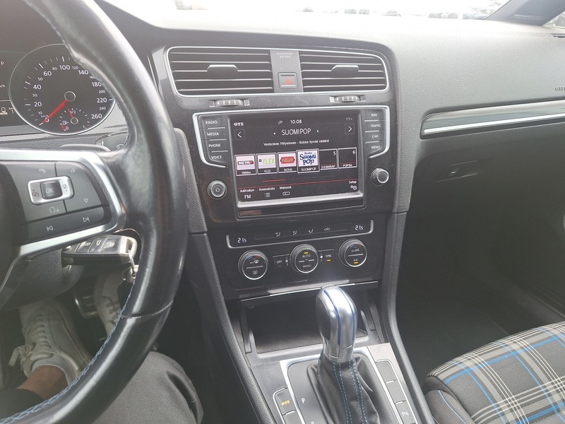 Volkswagen Golf vaihtoauto