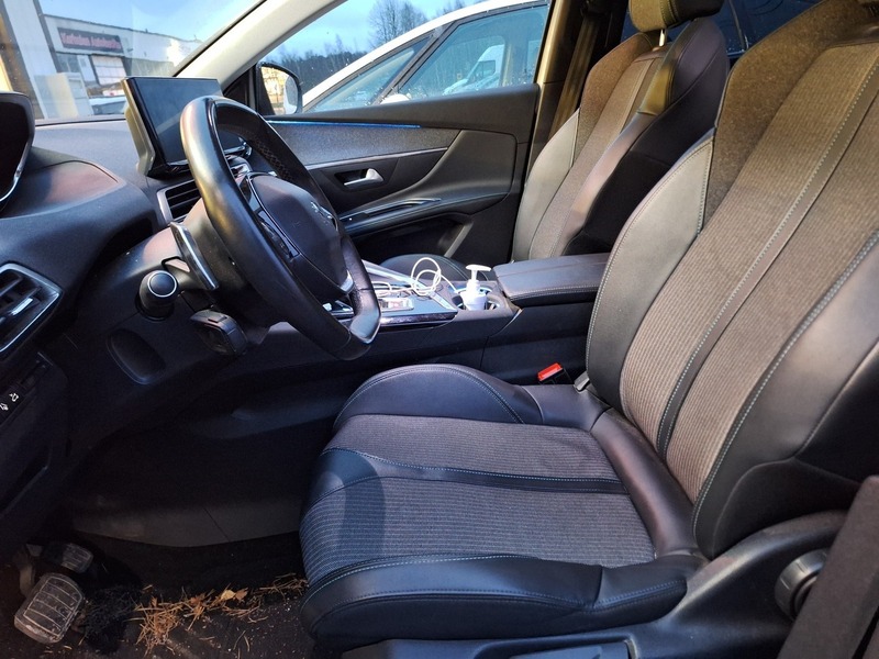 Peugeot 5008 vaihtoauto