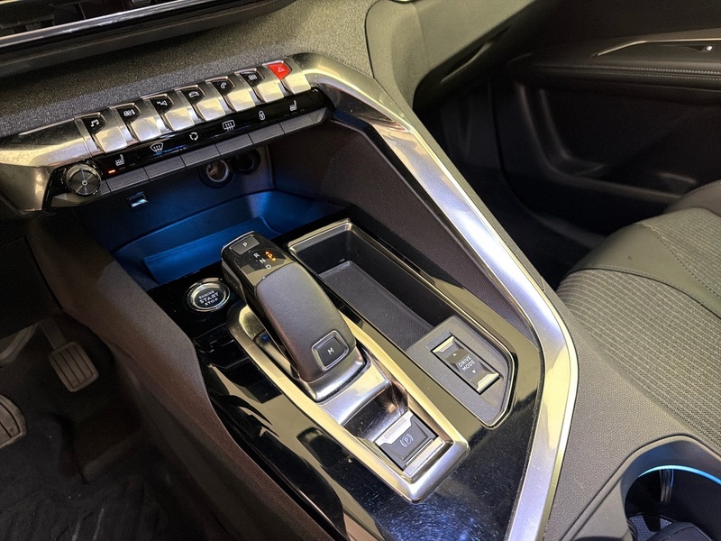 Peugeot 5008 vaihtoauto