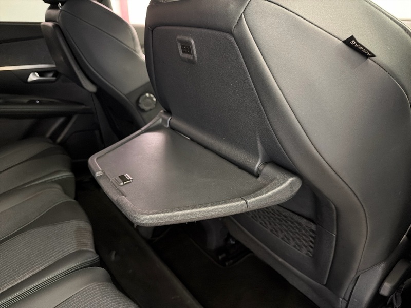 Peugeot 5008 vaihtoauto