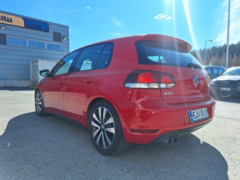 Volkswagen Golf vaihtoauto