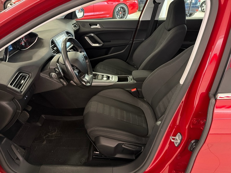 Peugeot 308 vaihtoauto