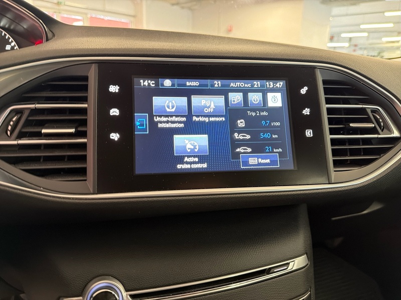 Peugeot 308 vaihtoauto