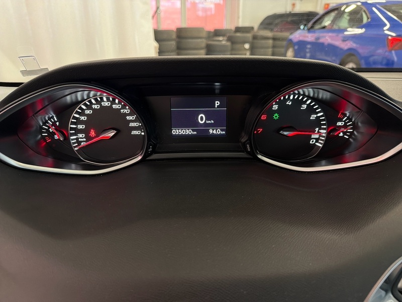 Peugeot 308 vaihtoauto