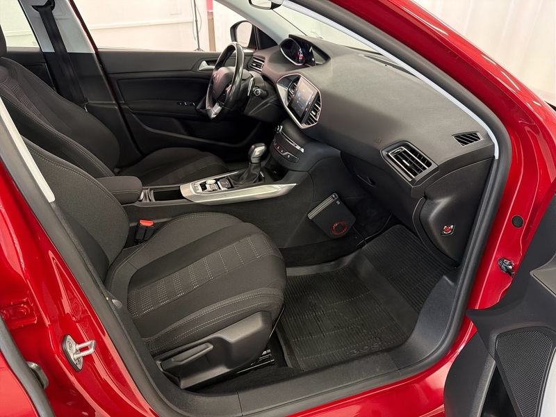 Peugeot 308 vaihtoauto