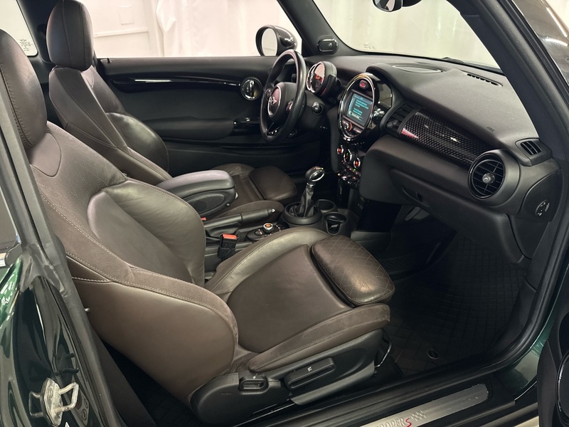 Mini Hatchback vaihtoauto