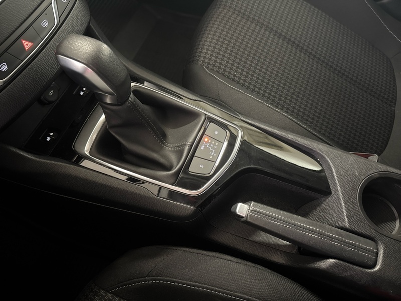 Peugeot 308 vaihtoauto