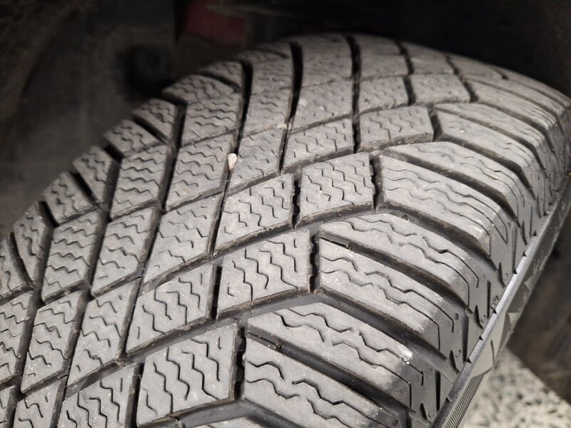 Opel Crossland X vaihtoauto