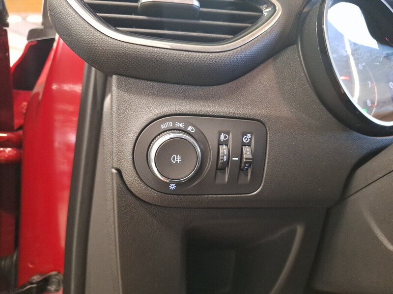 Opel Crossland X vaihtoauto