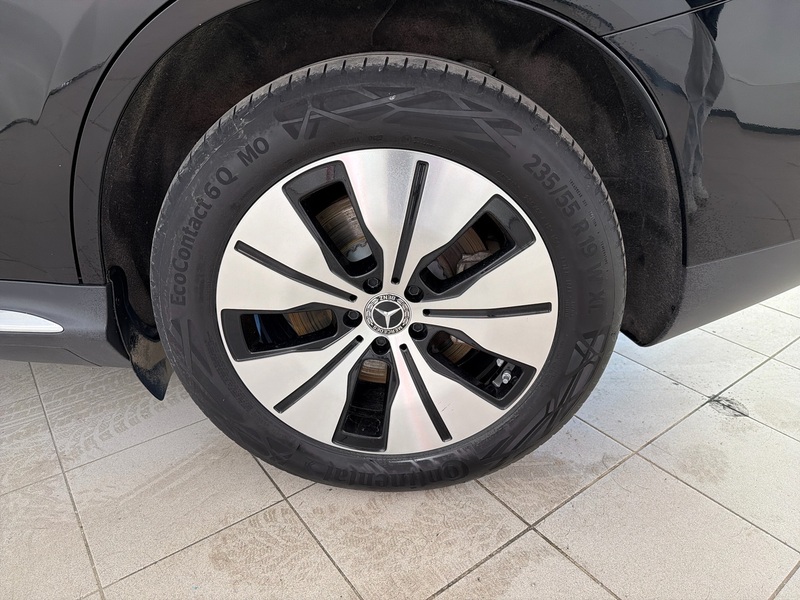 Mercedes-Benz EQC vaihtoauto