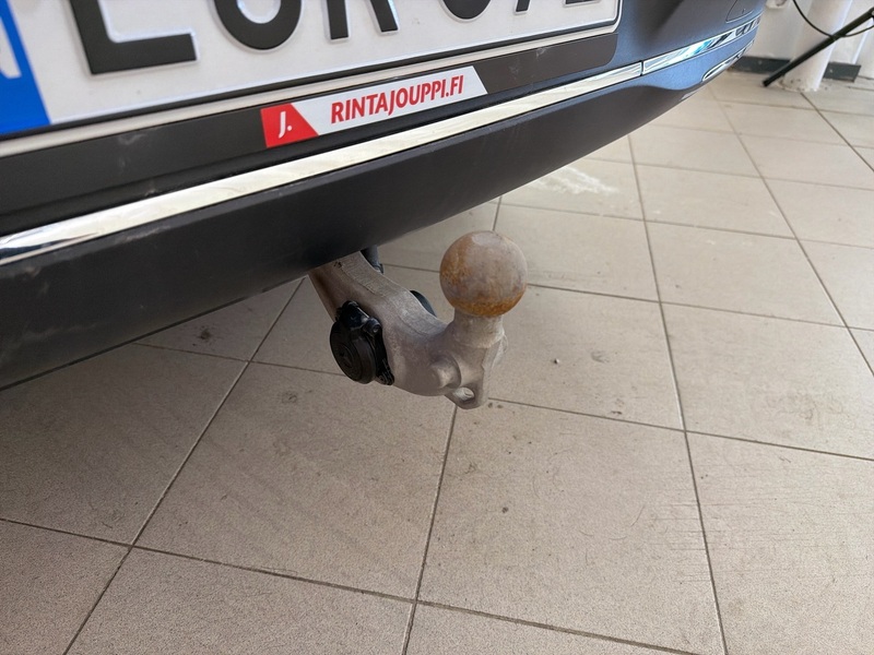 Mercedes-Benz EQC vaihtoauto