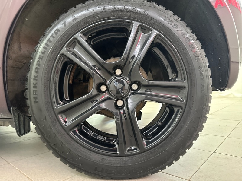 Toyota iQ vaihtoauto