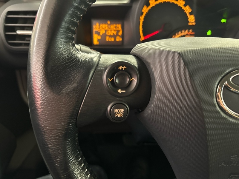 Toyota iQ vaihtoauto